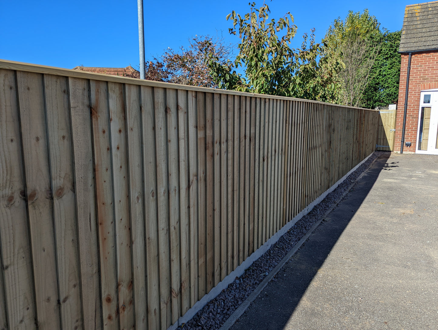 150mm (6') x 3000mm (10') Smooth Concrete Gravel Board