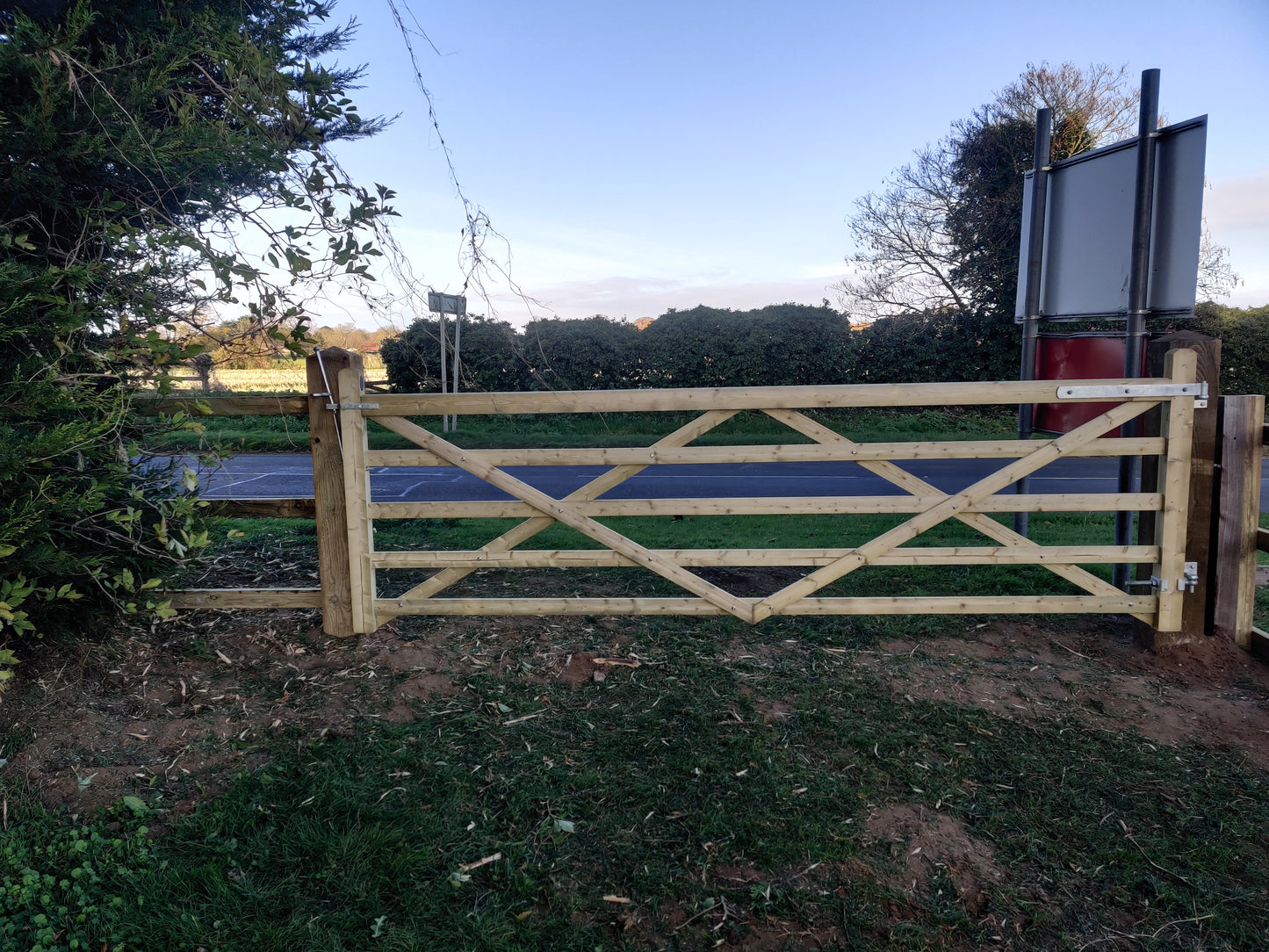5 Bar Field Gates