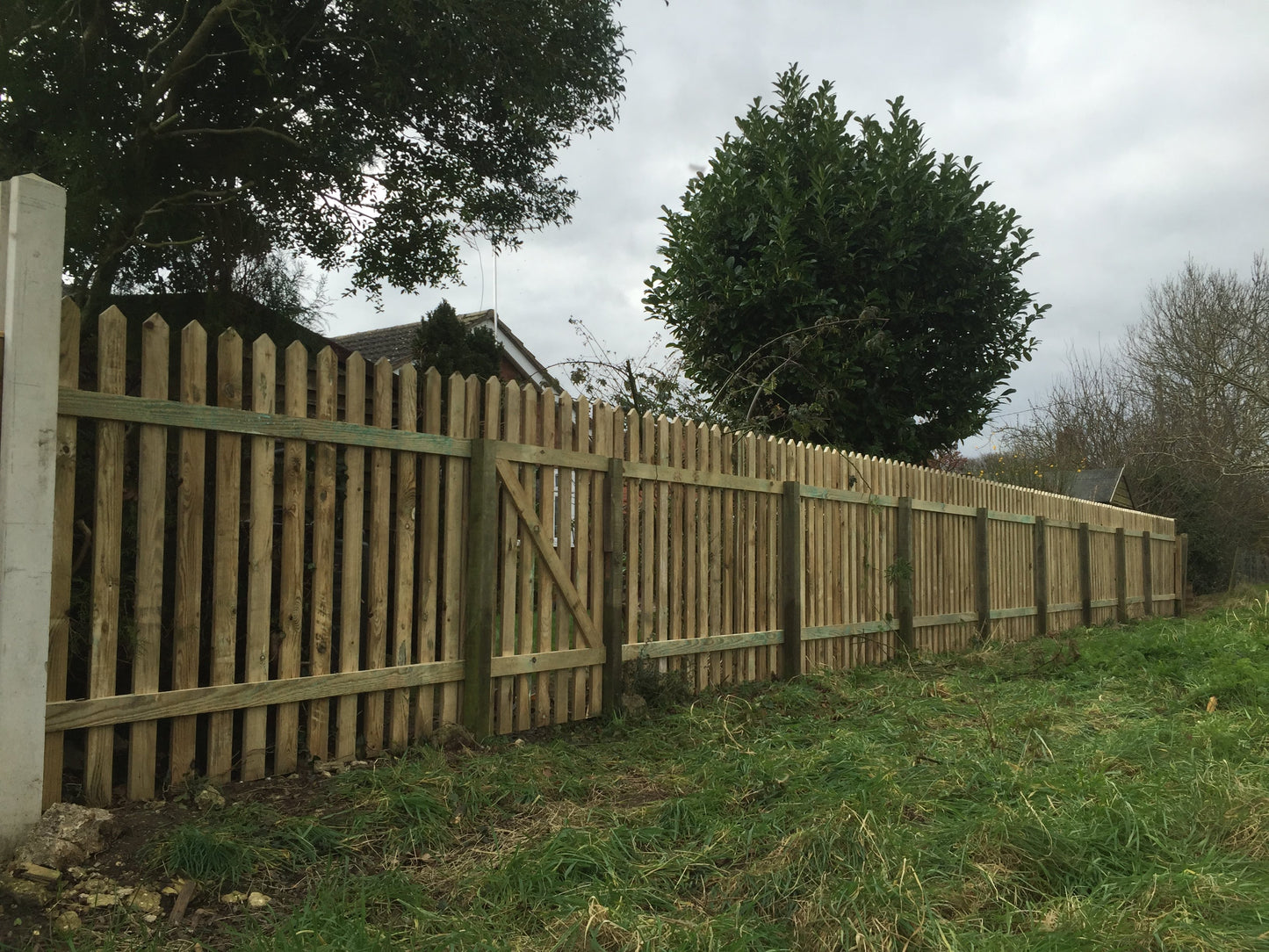 Round Top Picket Panels